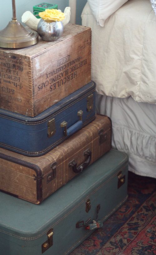 diy-decor-stacked-vintage-suitcase
