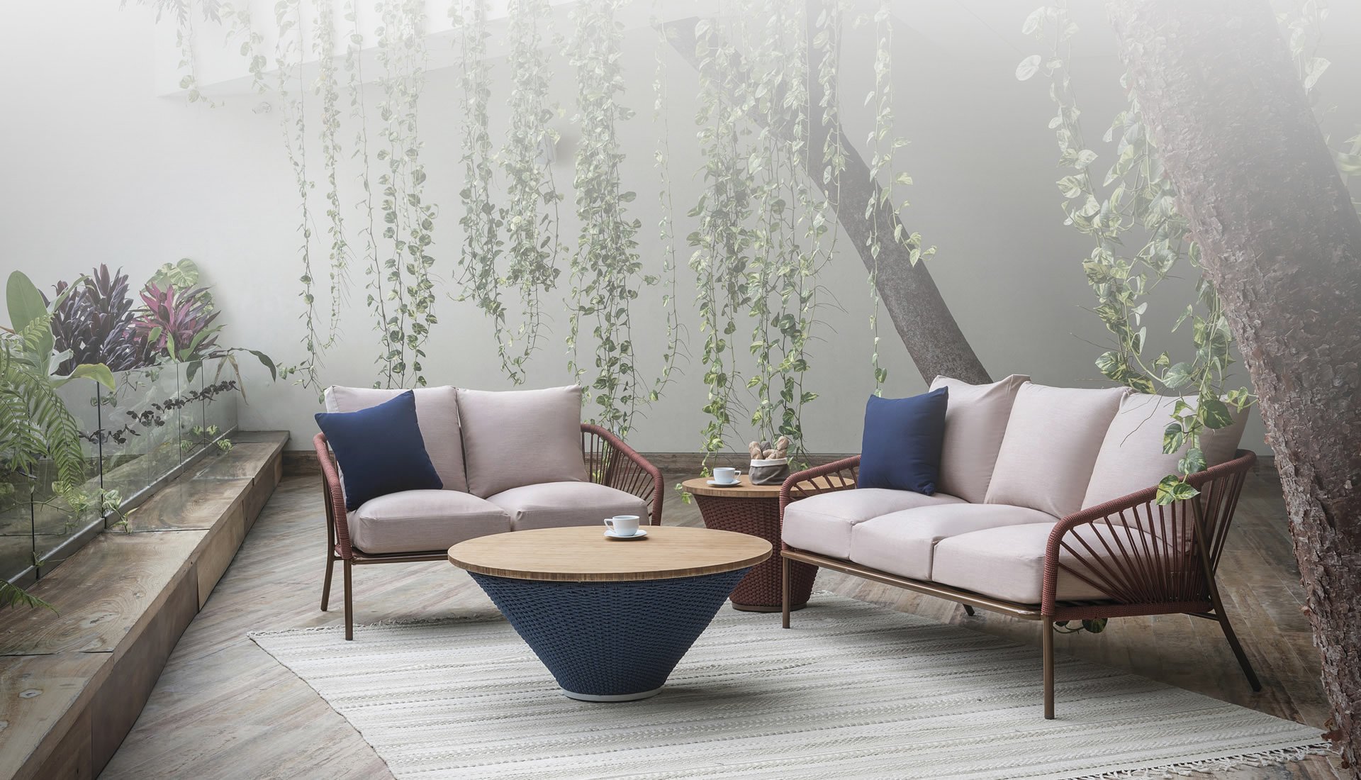 Muebles hechos de bambú
