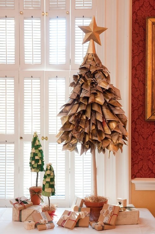 árbol de navidad con botellas árbol de navidad con botellas
