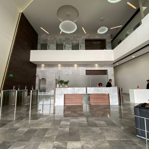 Galería Pool H Momentum recepcion