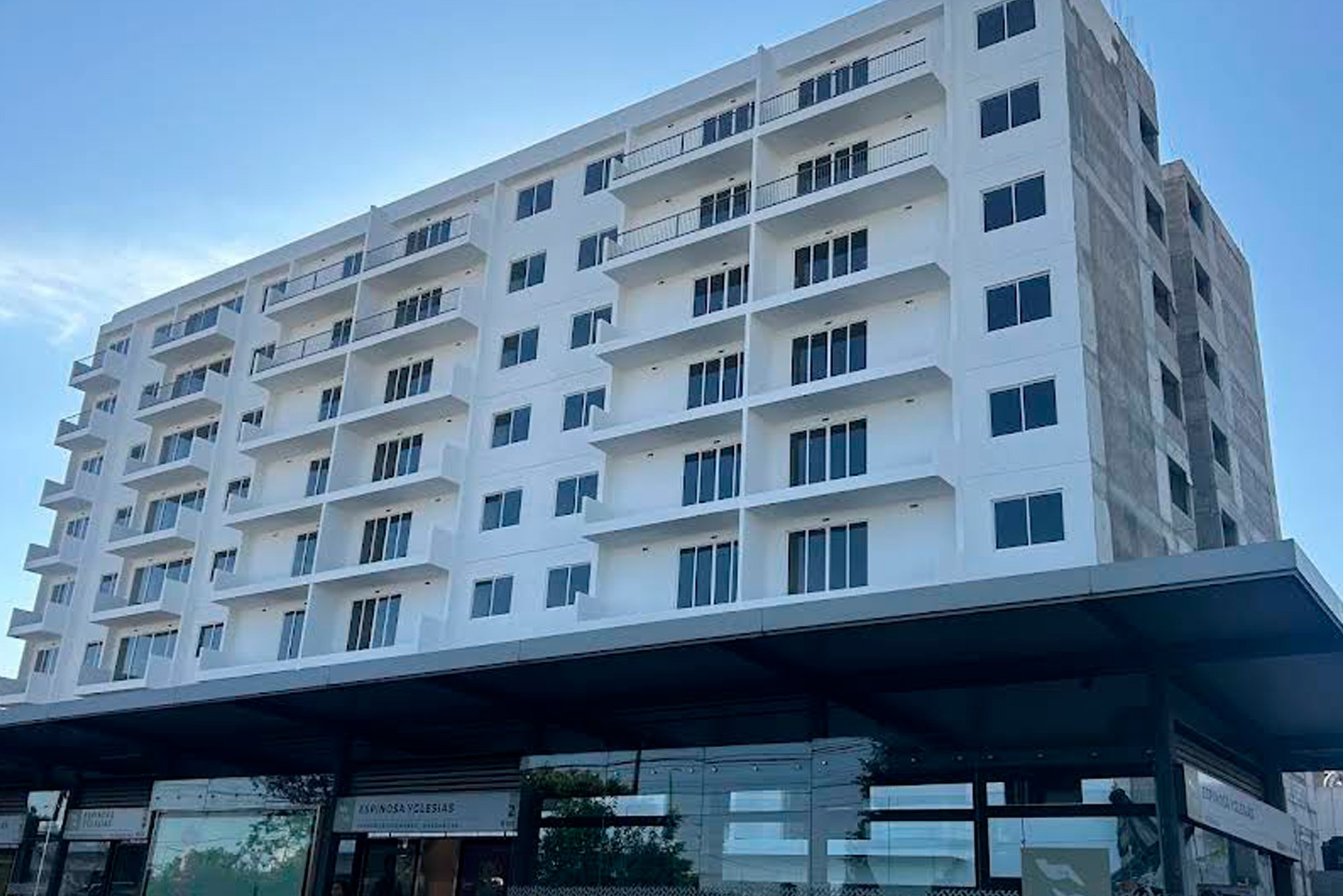 Stacia Towers Zur