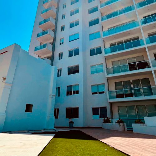Galería Stacia Towers Zur 